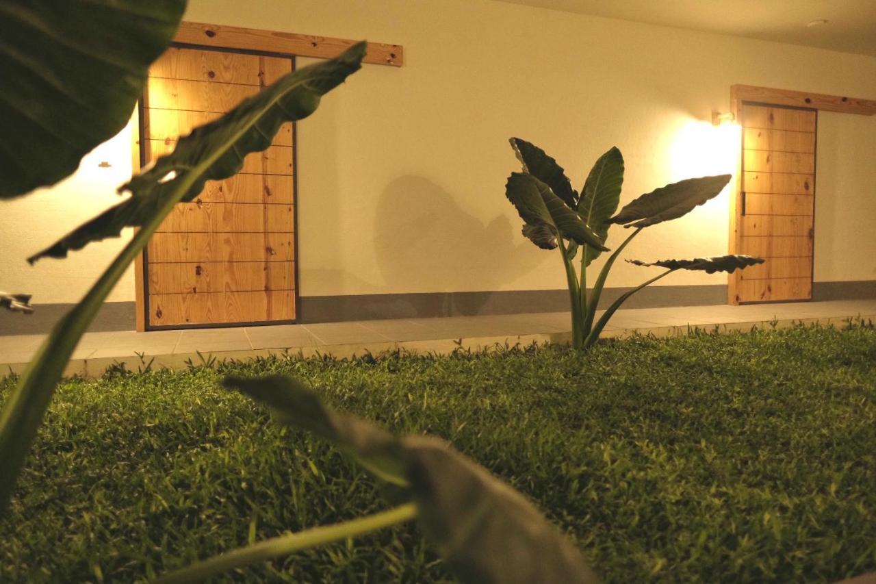 Tropicopia Hotel Mysore Luaran gambar